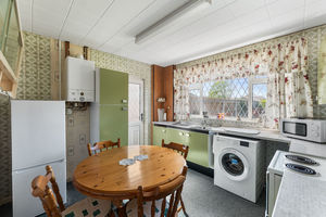 Photo 14- click for photo gallery